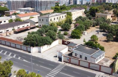 Bari, il bando del Demanio: l'ex caserma Magrone e l'ex ospedale Bonomo potrebbero finire ai privati