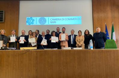 Passione e tradizione, premiate 140 attività storiche del territorio. La più antica ha 174 anni ed è barese