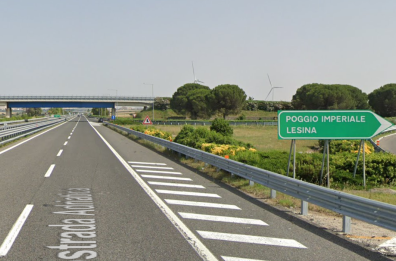 Tir finisce di traverso in autostrada: riaperto tratto A14 fra Termoli e Poggio Imperiale