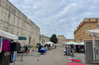 Natale, l’altolà della Soprintendenza: a Lecce niente «pagodine» in piazza Libertini