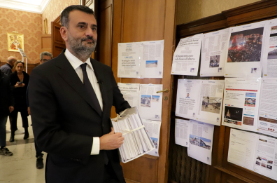 Bari, il pentito De Santis torna all’attacco: «Incontrai Decaro, voti dal clan per far assumere il fratello del boss». L’ex sindaco: calunnie, valuterò se denunciarlo