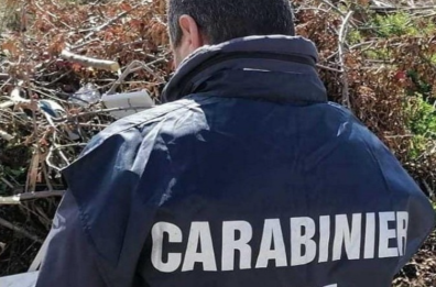 Corato, carabinieri del Noe sequestrano capannone e area limitrofa per emissioni illecite e gestione rifiuti non autorizzata
