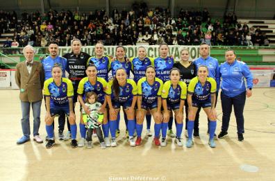 A Milano derubate le giocatrici del Bitonto C5 femminile: presi zaini con abbigliamento sportivo e documenti. «Ritrovati i borsoni vuoti»