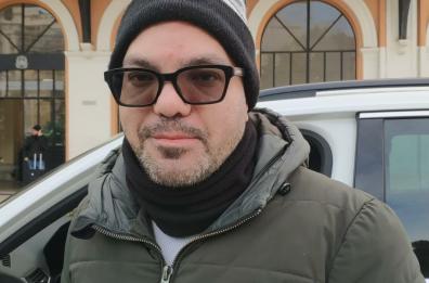 Bari, i tassisti dopo l'aggressione al collega a Picone: «Abbiamo paura, servono le telecamere in auto»