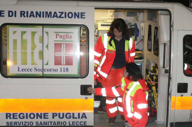 Racale, anziana investita da un'auto nel parcheggio di un supermercato