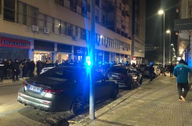 Lecce, messo fuori squadra il difensore Pelmard: ubriaco al volante in centro, panico tra i pedoni. Denunciato, patente ritirata
