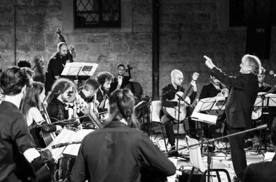 Orchestra di chitarre De Falla, 25 anni di attività festeggiati nella rassegna Chitarristica della Puglia