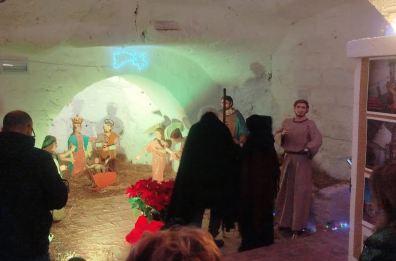 Il «Presepe della Bruna», grande successo a Matera con la Natività sui carri trionfali