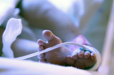 Morto in culla a 3 mesi, indagati in 36 in due ospedali: al «Di Venere» di Bari e a Policoro