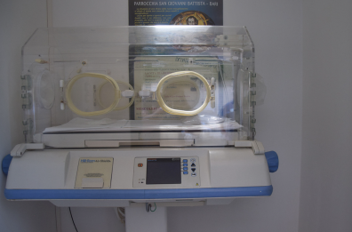 Neonato morto a Bari, dubbi sull'idoneità del materassino nella culla termica