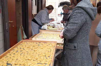 «Guerra delle orecchiette», le pastaie di Bari Vecchia seguiranno un corso sulla sicurezza alimentare