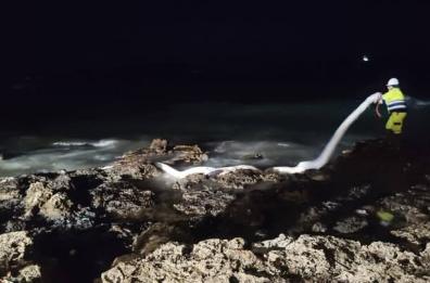 Petrolio sugli scogli: scongiurato disastro ambientale a Porto Cesareo
