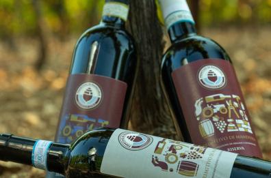 Le bottiglie di vino «Rosso Jannik» regalate a Sinner non sono Primitivo di Manduria: la precisazione del Consorzio