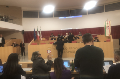 Legge Laricchia, Pd mediatore: c’è il consiglio nazionale M5S