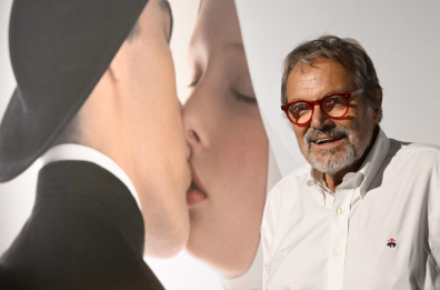 La rivoluzione di Toscani e quella «fabrica» di utopie e provocazioni