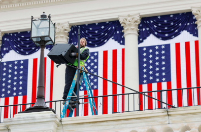 Make America Great Again? In realtà i cinesi se la ridacchiano