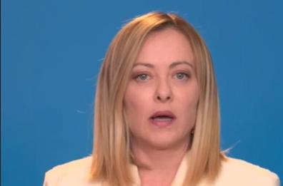 Meloni: «Ho ricevuto un avviso di garanzia da Lo Voi per Almasri». Indagati anche Piantedosi, Nordio e Mantovano. Anm: «Nessun avviso, la politica ha frainteso»