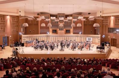 Bari, la stagione concertistica 2025 dell’Orchestra Sinfonica prende il via con un inedito Nino Rota