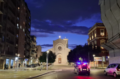 Bari, estorcevano denaro ai venditori ambulanti di fuochi d'artificio a Libertà: in 4 a processo