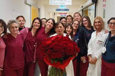Non solo criticità: a Lecce un paziente invia 101 rose rosse al personale del Pronto Soccorso per ringraziare dell'assistenza ricevuta
