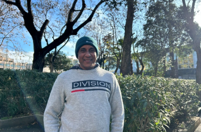 Dallo Sri Lanka a Taranto la storia di Chinta, giardiniere per amore nei giardini «Capitano Basile»