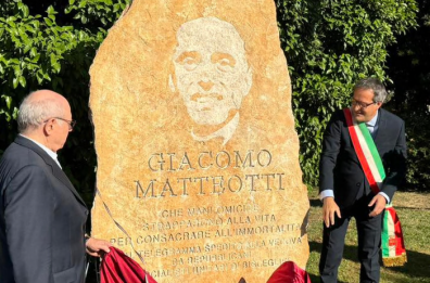 Bisceglie, omessa la matrice fascista sulla stele di Matteotti