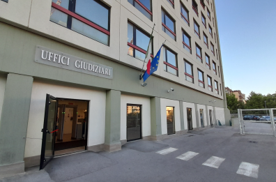 «Il rampollo dei Capriati era pronto ad un agguato», convalidato l'arresto per Christian e la cugina Loreta