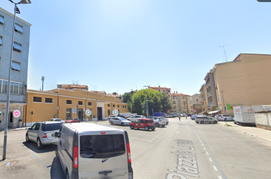 Ancona, sta per soffocare per un pezzo di pizza: finanziere pugliese fuori servizio gli salva la vita