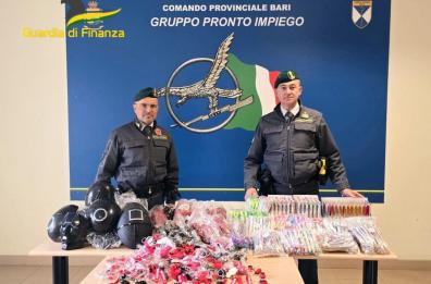 Bari, 17mila gadget contraffatti con il marchio di Squid Game scoperti e sequestrati dalla GdF