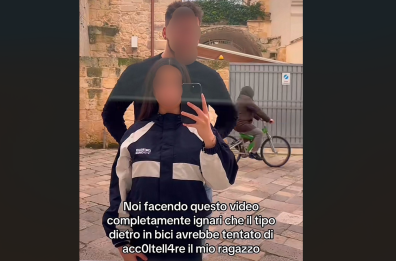 Lecce, ha un volto il misterioso aggressore in bici del centro storico: denunciato un 44enne