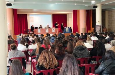 Giornata nazionale contro il bullismo e il cyberbullismo, la Polizia incontra i ragazzi di Tricase e San Cassiano