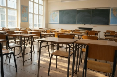 «Papà, ho preso una nota, vieni a spaccare la faccia al prof», follia in una scuola nel Leccese