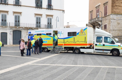 Andria, ambulatori mobili e aiuto ai fragili: la Misericordia festeggia 33 anni