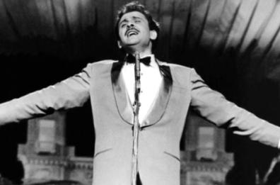 Fenomenologia della kermesse: la radio ci pugnala con il festival dei fiori

