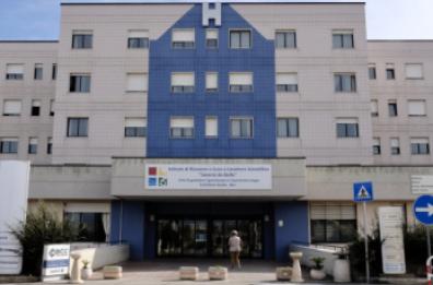 Castellana Grotte, paziente 83enne morì dopo intervento: tre chirurghi rinviati a giudizi