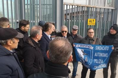 «In Puglia le carceri più sovraffollate di Italia»: la denuncia della polizia penitenziaria a Foggia
