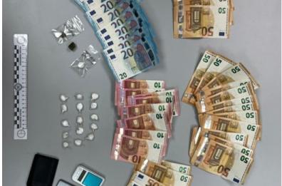 Taranto, nascondeva la cocaina nella cassetta della posta: arrestato un 55enne 