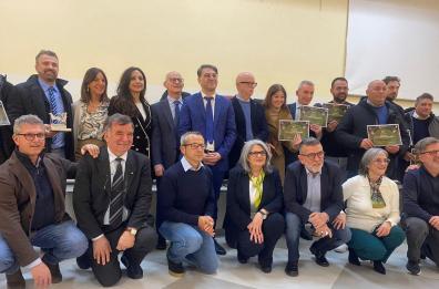 La Regione Basilicata stanzia 16 milioni per rilanciare la filiera dell’olio 