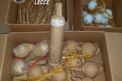 Oltre un quintale di «fuochi» in casa a Scorrano, condannato Donato Mega: si era difeso dicendo che era rimanenza di produzione