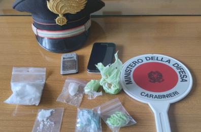 Santa Cesarea Terme, 40enne ai domiciliari continuava a spacciare in casa: arrestato