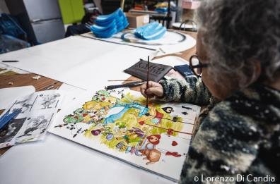 Carnevale di Manfredonia, gli ultimi maestri cartapestai: «I carri, una storia destinata all'estinzione»