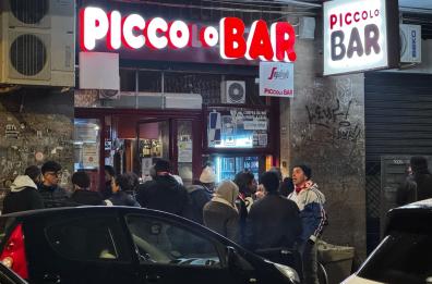 Bari, dopo 13 giorni di chiusura ri-apre il Bar Piccolo in via Cognetti