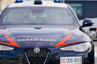 Ruba furgone e sbatte contro albero dopo inseguimento di 20 chilometri: arrestato cerignolano 