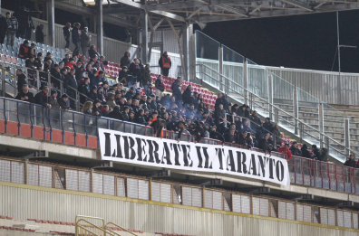 Il Taranto calcio è morto, fuori dalla serie C: la decisione del tribunale della Figc. Imprenditore Di Stefano: «Pronto a rilevare il titolo sportivo»