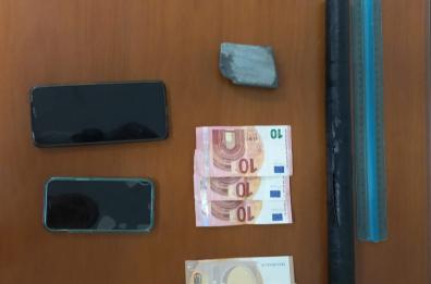Andrano, tenta di estorcere denaro a un 80enne con la truffa dello specchietto: arrestato 39enne siciliano