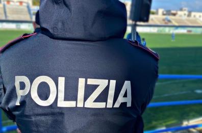 Lancio di oggetti in campo e violenza durante Fasano-Brindisi: due arresti e tre denunce