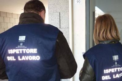 Lavoro nero, a Bari e nella Bat chiusi un bar e quattro ristoranti: controlli a tappeto