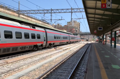 Il 95% dei treni sulla Bari-Roma è in ritardo: ecco i dati sul servizio ferroviario di Altroconsumo