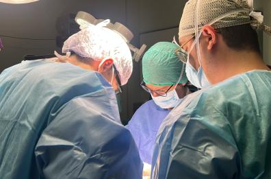 Non riusciva a mangiare e respirare per un tumore, bimba di un anno salvata: intervento congiunto con chirurghi Bari e Napoli