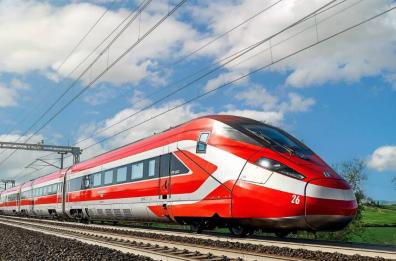 Cadavere sui binari in Emilia Romagna: disagi sulla linea Adriatica, cancellazioni e ritardi anche per i collegamenti con la Puglia. Circolazione tornata regolare